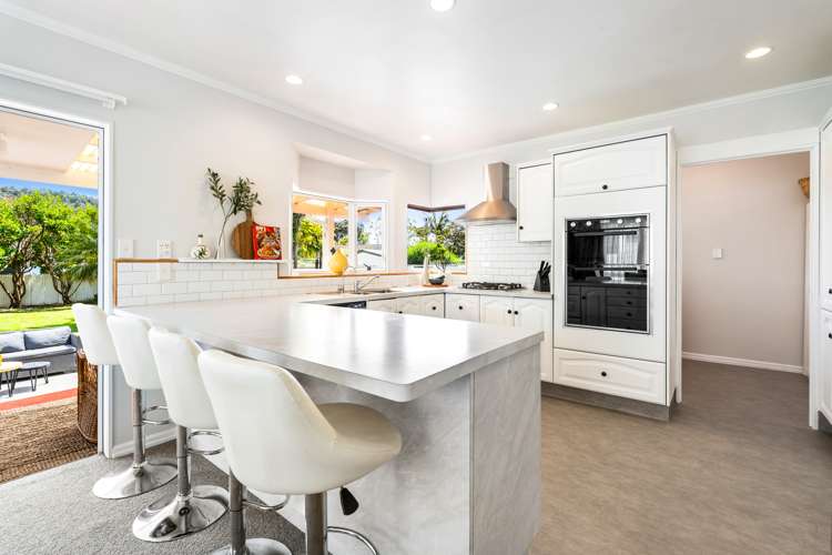 48 First Avenue Avenues_6