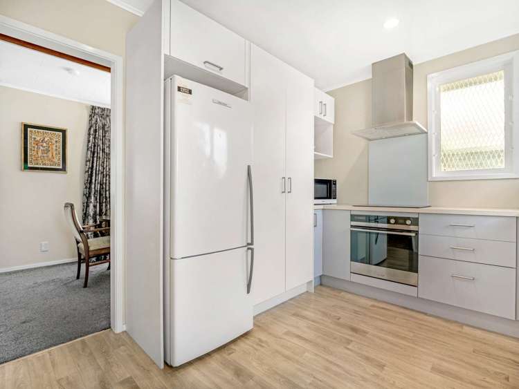 40 Roger Street Pukehangi_5