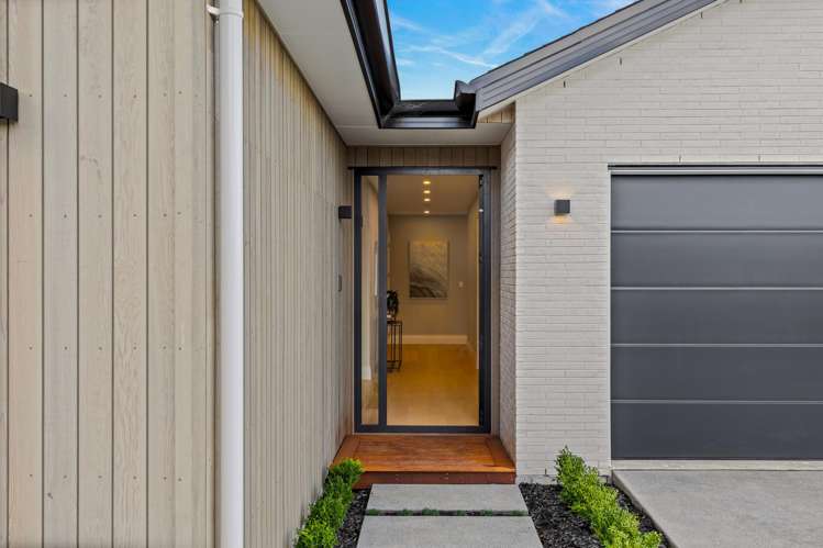 41 Surf View Crescent Red Beach_32