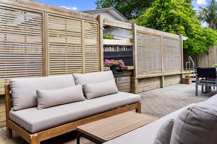 5 Stewart Gibson Place Manurewa_13