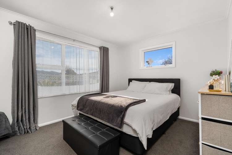 10 Birman Place Cannons Creek_6