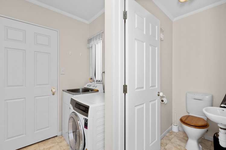 34 Kensington Drive Taradale_13