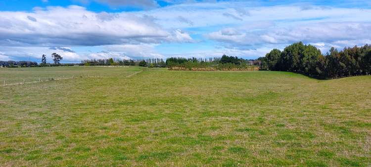 1216 Waimumu Road Waimumu_13