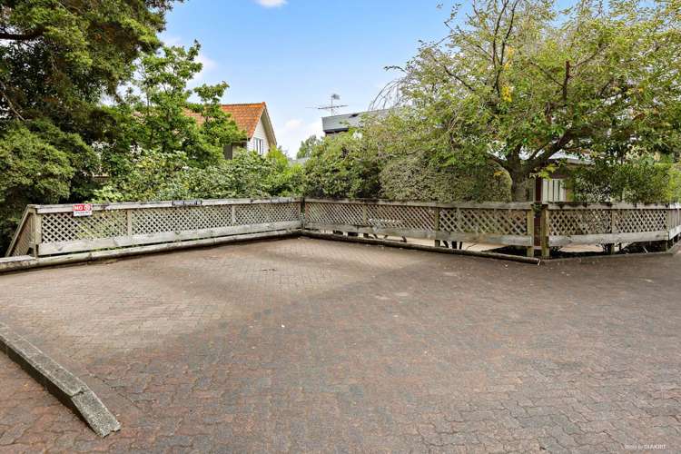 16g Cathedral Place Parnell_25