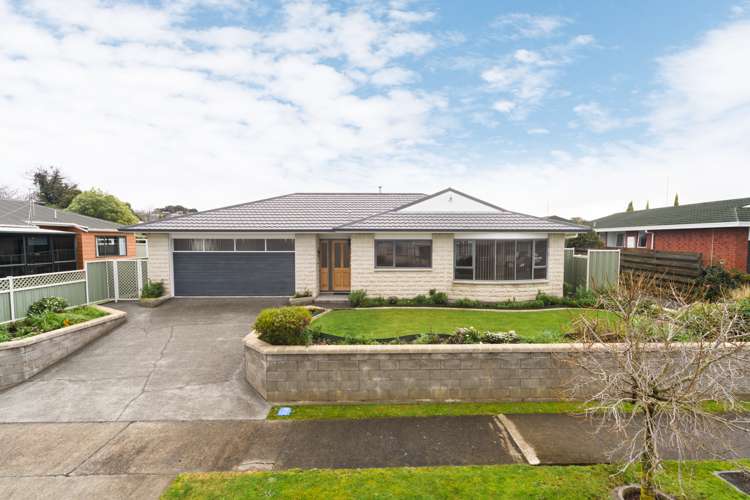 28 Cedar Crescent Feilding_22
