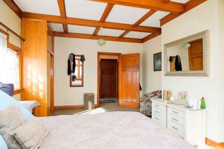 200 Surrey Street Saint Clair_10