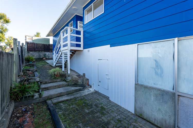 5 Harrys Place Kawakawa_26