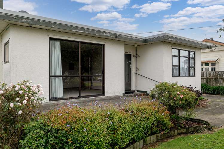 60 Tyndall Street Pahiatua_22