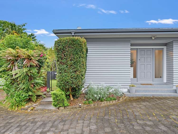 8 Mckenzie Road Owhata_24