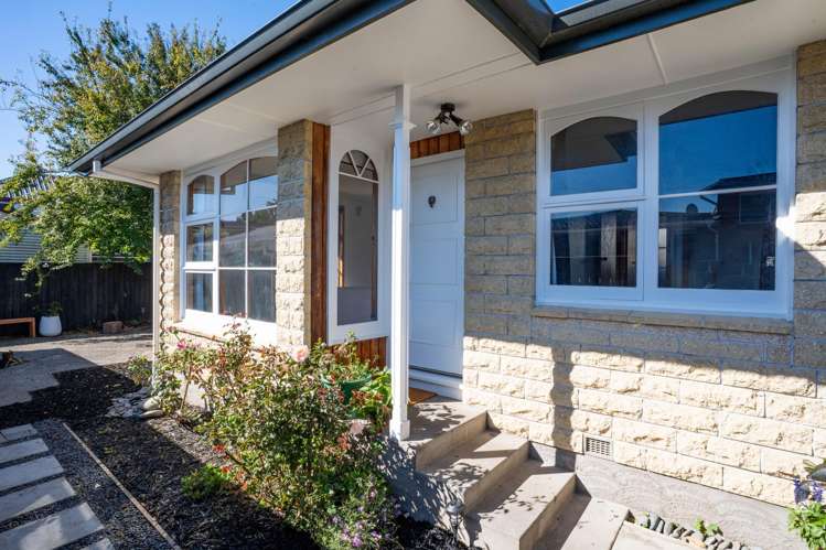 2/164 Avonhead Road_0