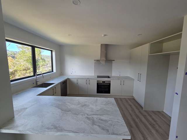 235 Main Road Tawa_3