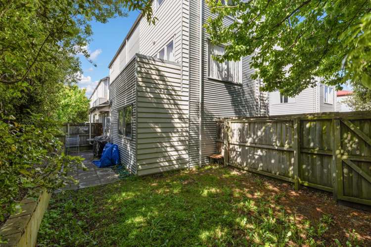 5/443 Hereford Street Linwood_1