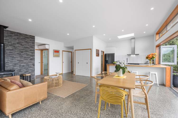 37 Totara Close Taieri Mouth_10