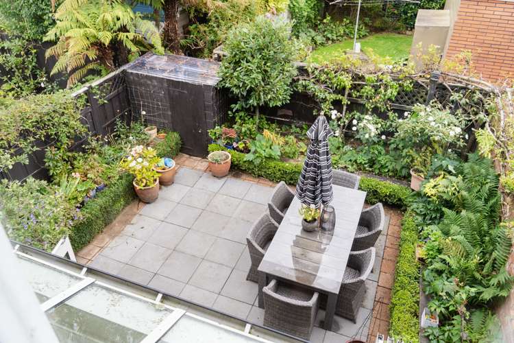 8 Adam Street Dunedin Central_21