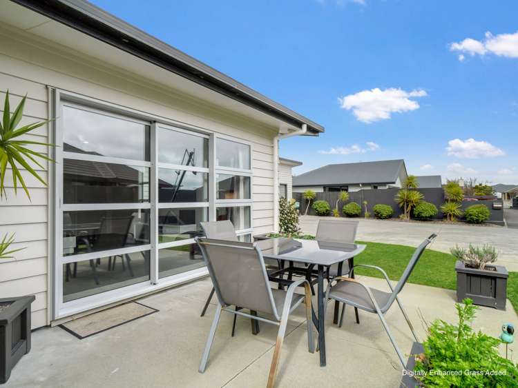 9 Majestic Way Kelvin Grove_21