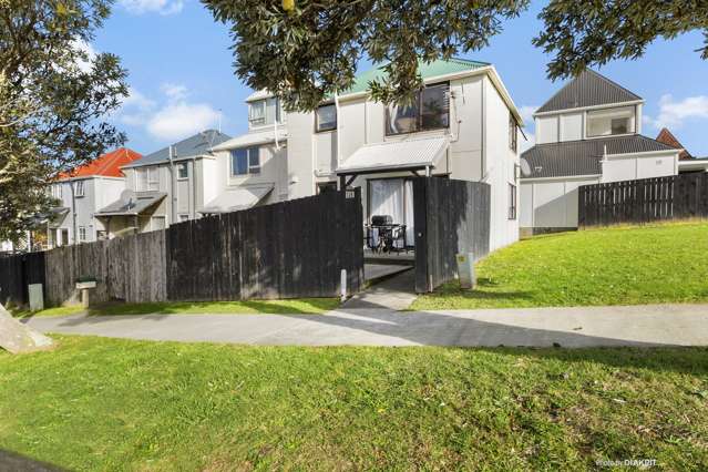 128 Akaroa Drive Maupuia_1