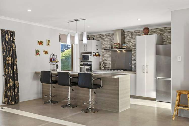 192 Hauroto Bay Road Raglan_19