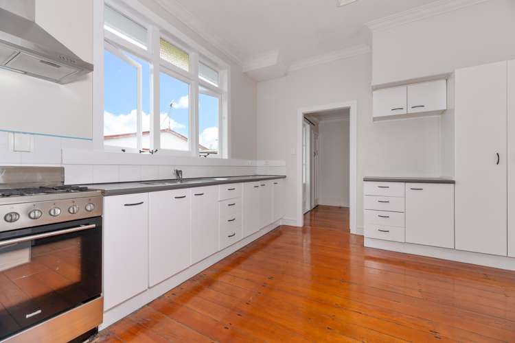 18 Falkirk Street Blockhouse Bay_3