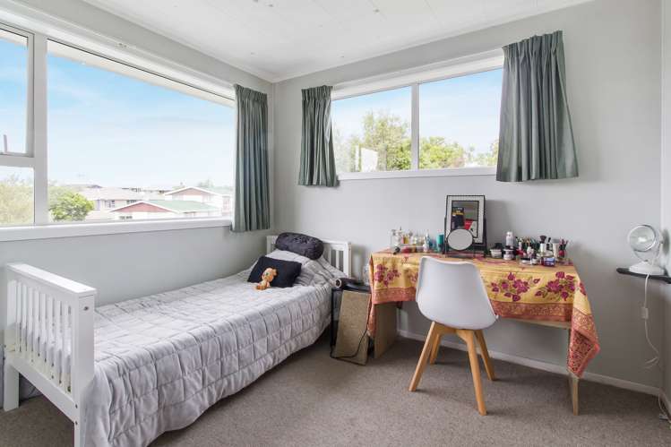 19a Tawa Street Glenwood_13