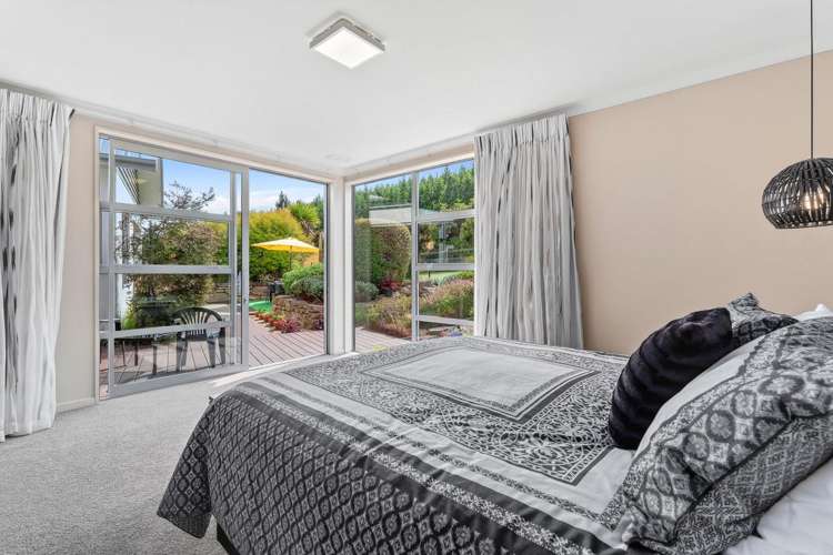 70 Forest Heights Wanaka_17