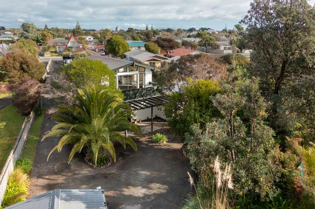 63 Mazengarb Road Paraparaumu Beach_3