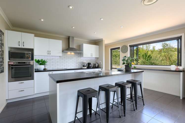 8 Sanctuary Drive Stoke_7