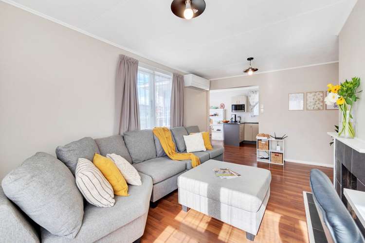 37 Arimu Road Papakura_11