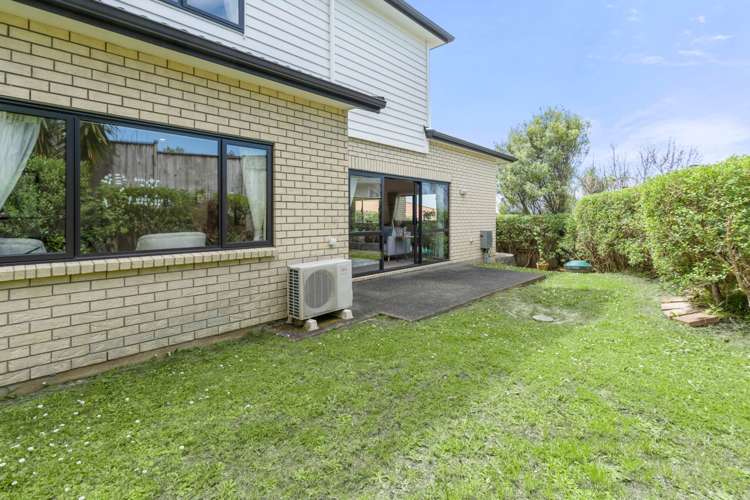 22 Eastwood Rise Browns Bay_16