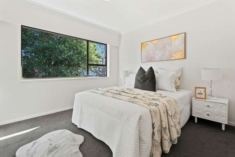 1/1 Bramley Drive Farm Cove_12