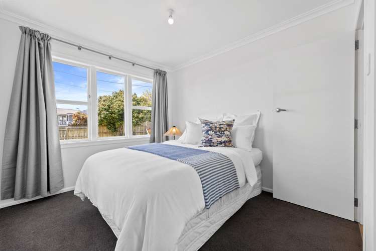 21 Hinemoa Avenue Taupō_12