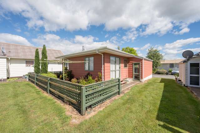 10 Birchwood Grove Richmond_1