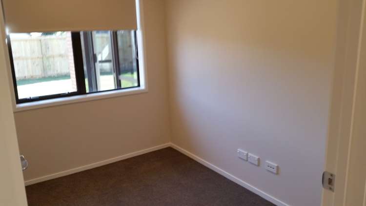 2 Alva Glen Place Pyes Pa_8