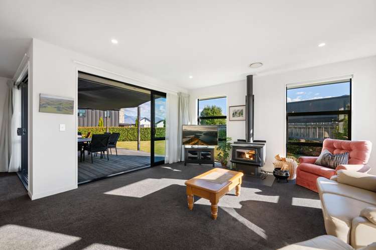 71 Infinity Drive Wanaka_12