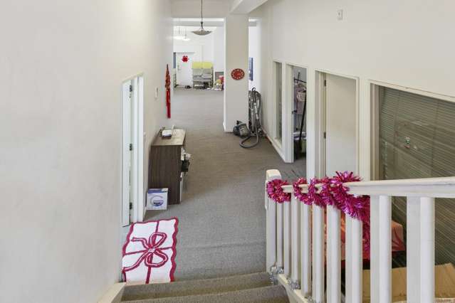 Oversized Apartment with Strong Returns!