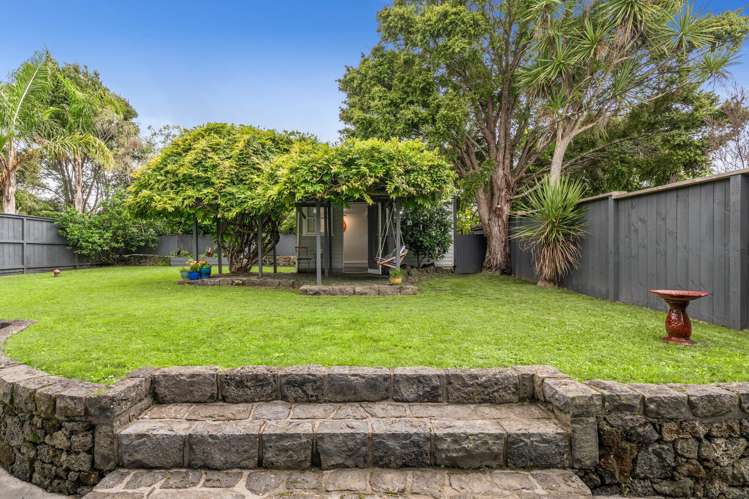 37 Kensington Avenue Mount Eden_24