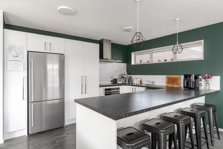 17 Lesley Keast Place Hornby_1