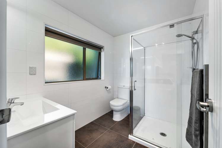 22 Woodridge Drive Stanmore Bay_15