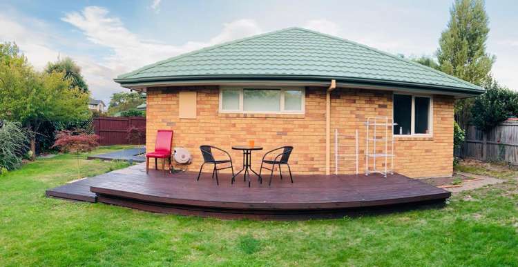 2 Lexington Place Shirley_3