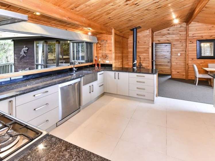 28 Hakea Place Totara Heights_19