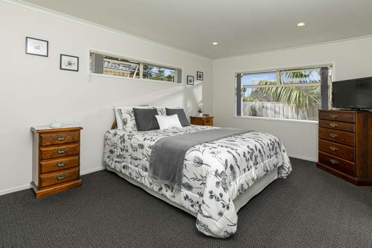 37 Elizabeth Street Orewa_10