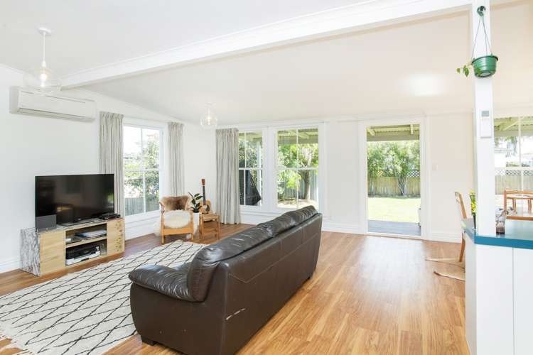 37 Lytton Road Riverdale_5