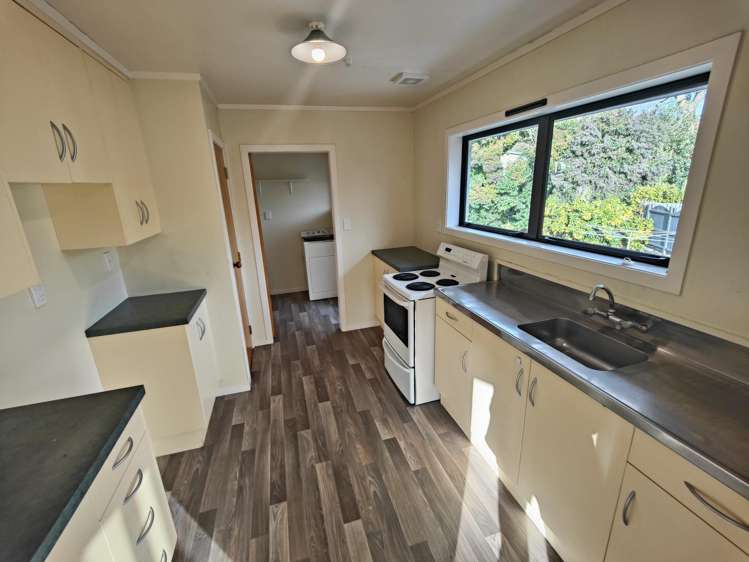 12A Lorraine Place Glenview_4