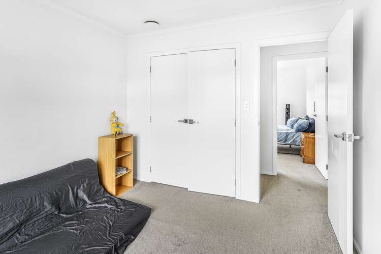 1/9 Vialou Street Hamilton Central_11