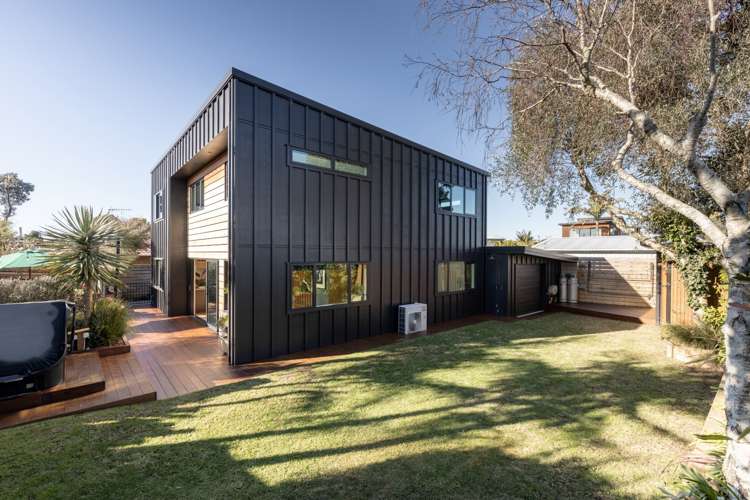232B Valley Road_0