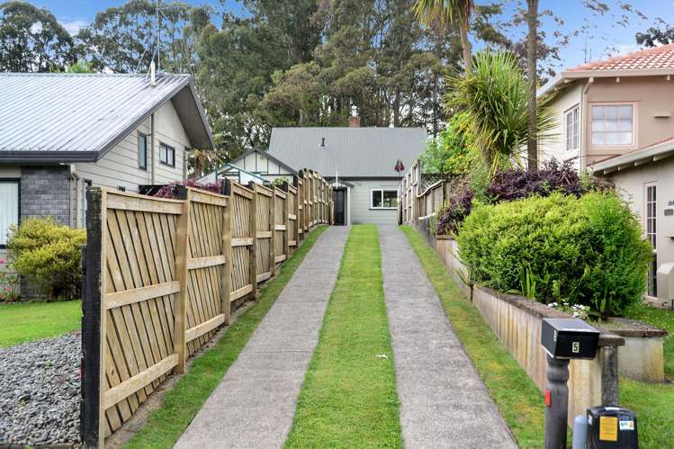 5 Oregon Crescent Glenview_17