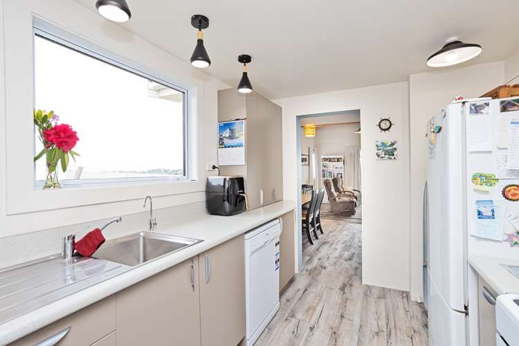 22 Hamlet Street Riverton_7