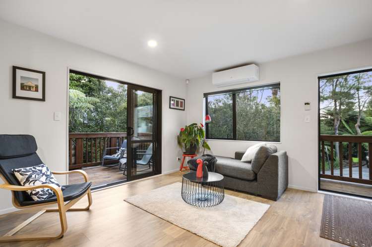 115e Woodglen Road Glen Eden_5