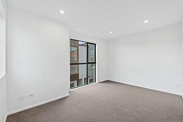 14 Raupeti Lane Henderson_3