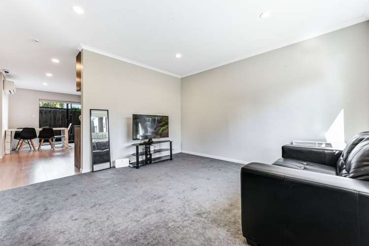 2/90 Carrington Avenue Silverdale_25