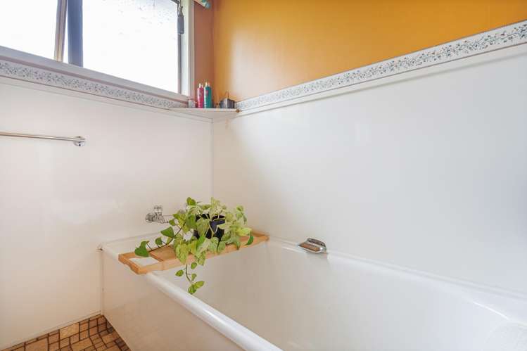 21 Beaumont Green Pauanui_17